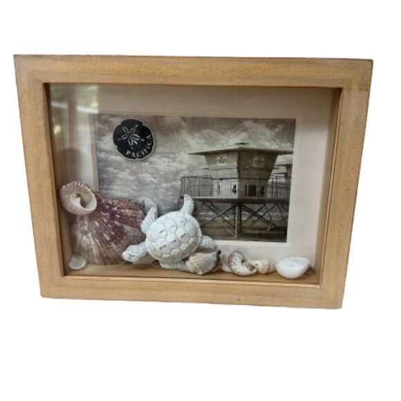 NWOT Beach Themed Shadow Box Picture Frame for 4x6 picture Aaron Brothers - Picture 1 of 10